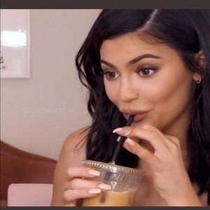 Meet your Posher, Kendall